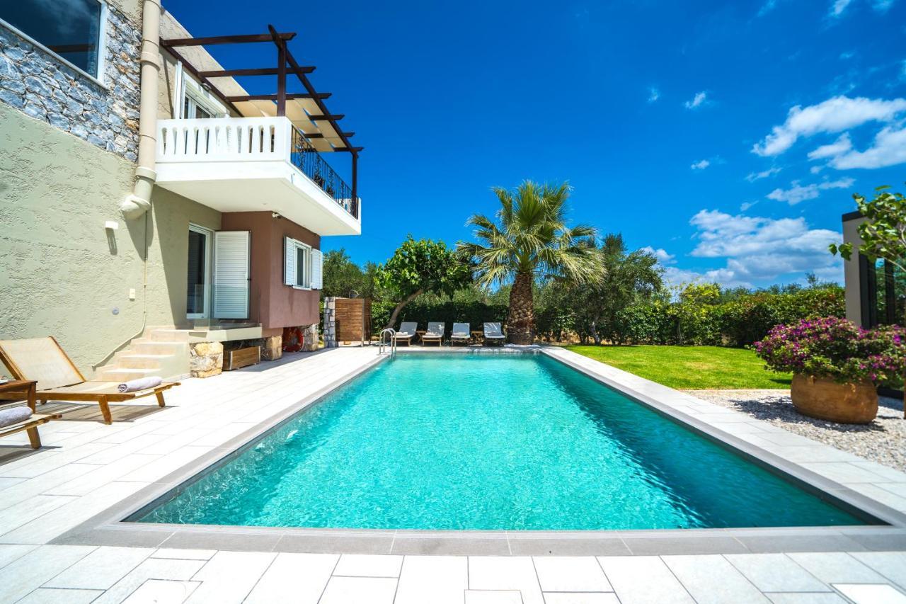Petronila Luxury Villa With Heated Private Pool Kíssamos Dış mekan fotoğraf