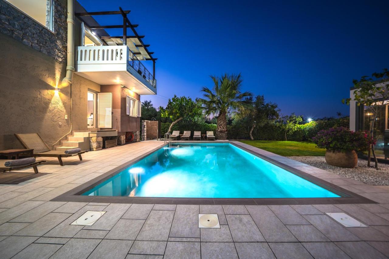 Petronila Luxury Villa With Heated Private Pool Kíssamos Dış mekan fotoğraf