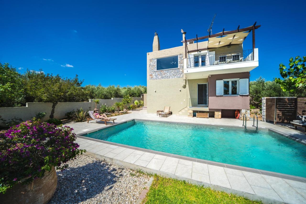 Petronila Luxury Villa With Heated Private Pool Kíssamos Dış mekan fotoğraf