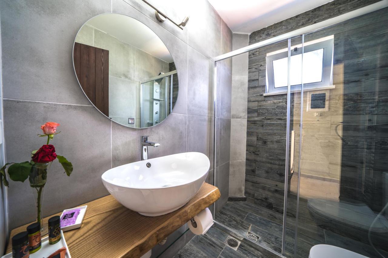 Petronila Luxury Villa With Heated Private Pool Kíssamos Dış mekan fotoğraf