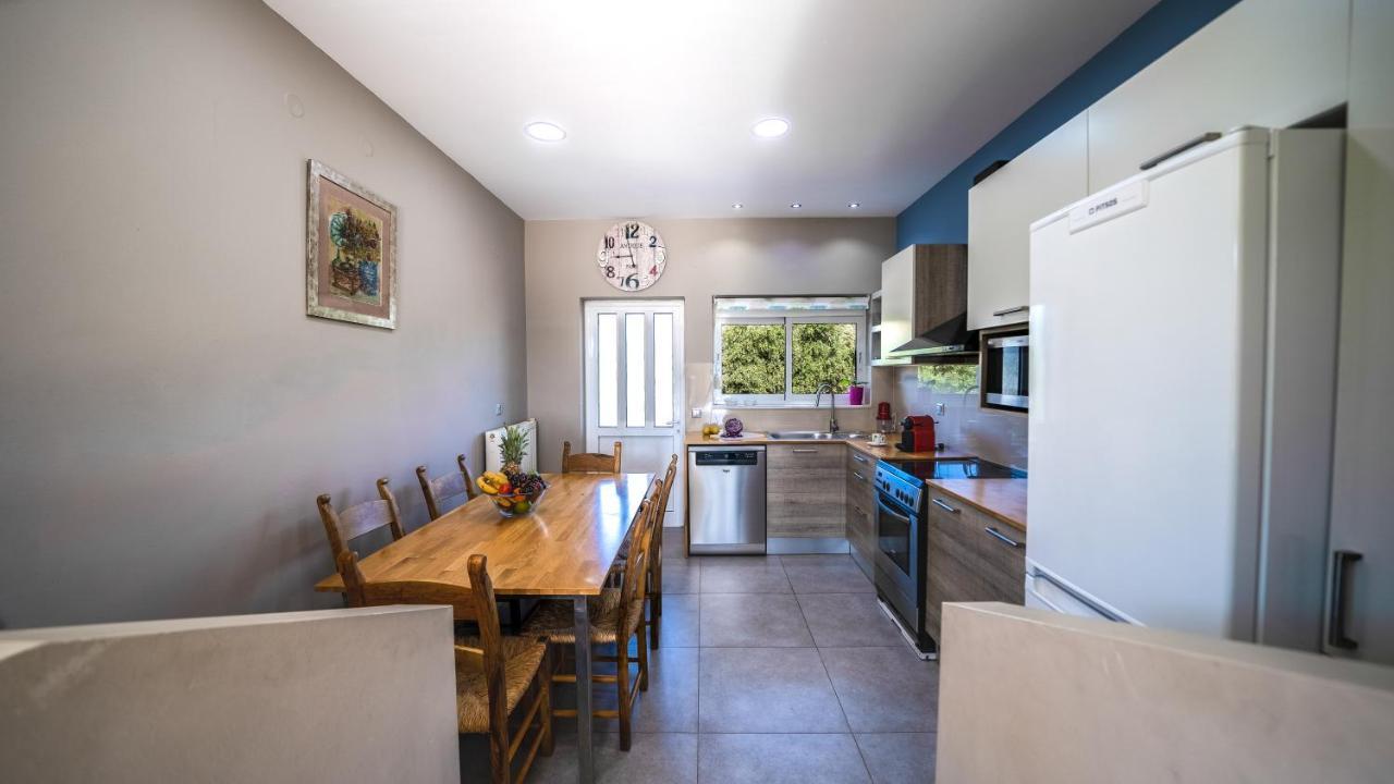 Petronila Luxury Villa With Heated Private Pool Kíssamos Dış mekan fotoğraf