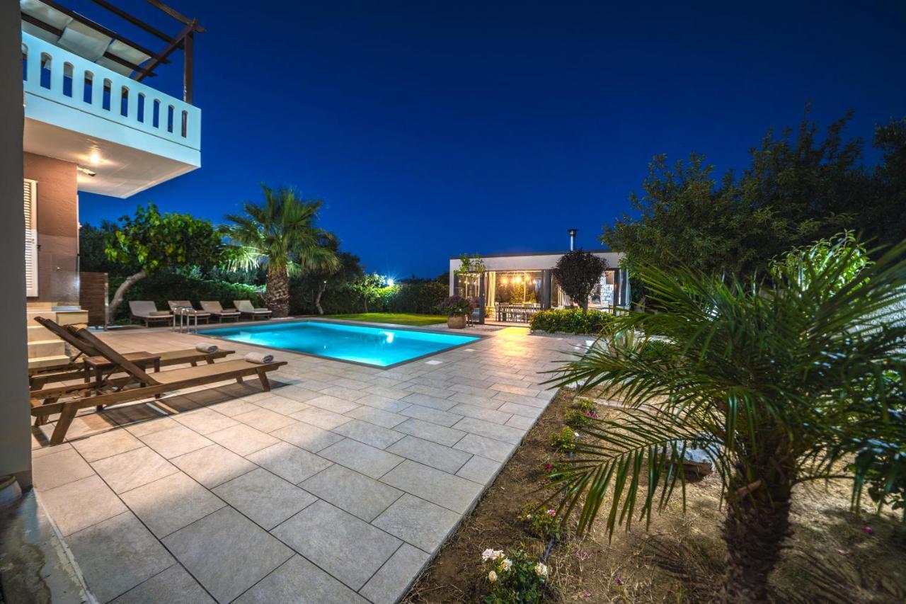 Petronila Luxury Villa With Heated Private Pool Kíssamos Dış mekan fotoğraf