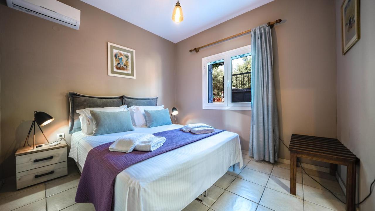 Petronila Luxury Villa With Heated Private Pool Kíssamos Dış mekan fotoğraf